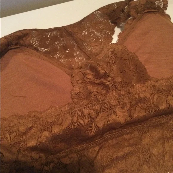 NWOT Lace Padded  Bralette - Picture 3 of 5